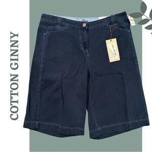 🛍️3/$40 Cotton Ginny Women's Navy Bermuda Walking Shorts Size 15 / 16